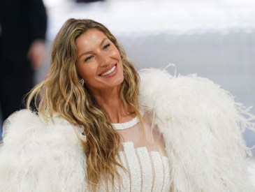 Gisele Bundchen at arrivals for Karl Lagerfeld: A Line of Beauty - The Costume Institute Met Gala - Part 2, The Metropolitan Museum of Art, New York, May 1, 2023.