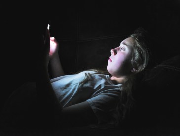teen texting