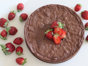 Torta caprese. Chocolate and almond cake. A yummy chocolaty flourless cake from the Capri island of Italy. With a wonderful texture of ground almonds, this cake goes well with fresh strawberries