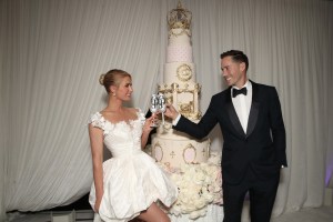 PARIS IN LOVE -- I Do, Dont I? Part 2 Episode 113 -- Pictured: (l-r) Paris Hilton, Carter Reum -- (Photo by: Todd Williamson/Peacock/NBCU Photo Bank via Getty Images)