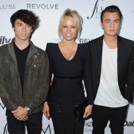 WEST HOLLYWOOD, CA - MARCH 20:  Actress Pamela Anderson, son Dylan Lee (L) and son Brandon Lee (R) arrive at The Daily Front Row "Fashion Los Angeles Awards" 2016 at Sunset Tower Hotel on March 20, 2016 in West Hollywood, California.  (Photo by Jon Kopaloff/FilmMagic)