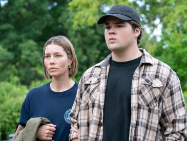 Jessica Biel & Maxwell Acee Donovan in 'The Better Sister'