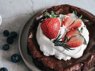 Two-ingredient dessert recipes, two-ingredient desserts, flourless chocolate cake, easy desserts